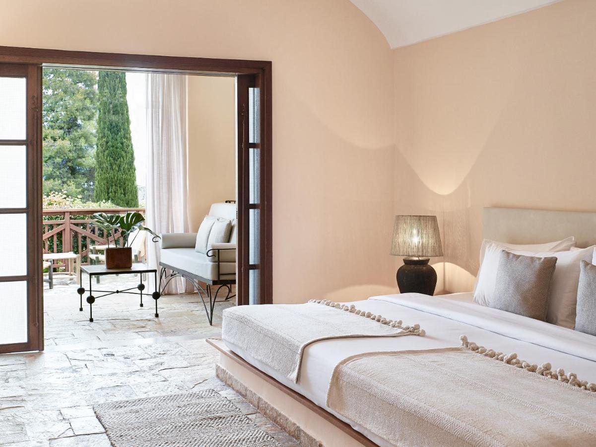 Grecotel Luxme Daphnila Bay (Adults Only) Дасия Екстериор снимка